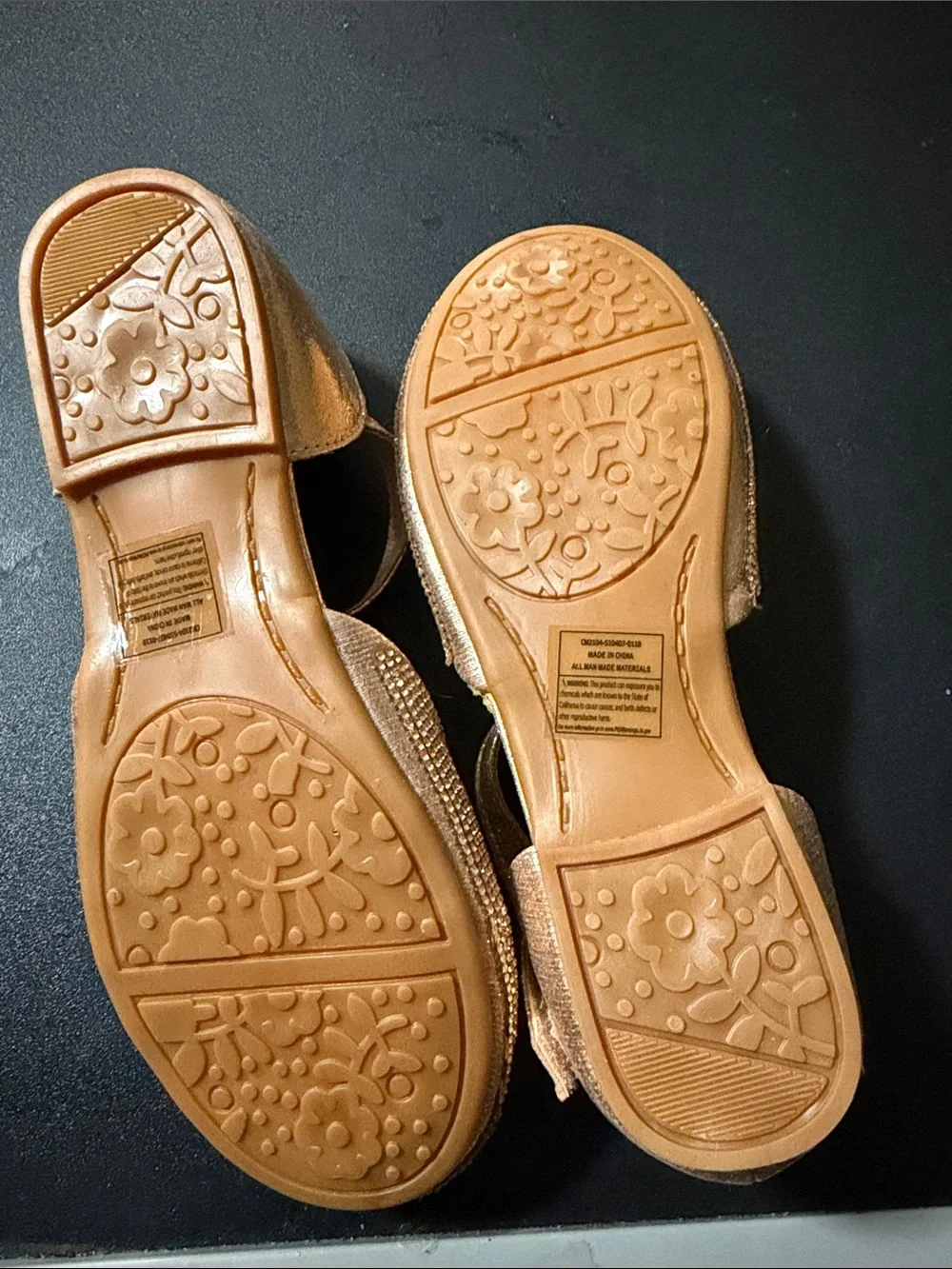 Girls' Gold Sparkle Mary Jane Dress Shoes